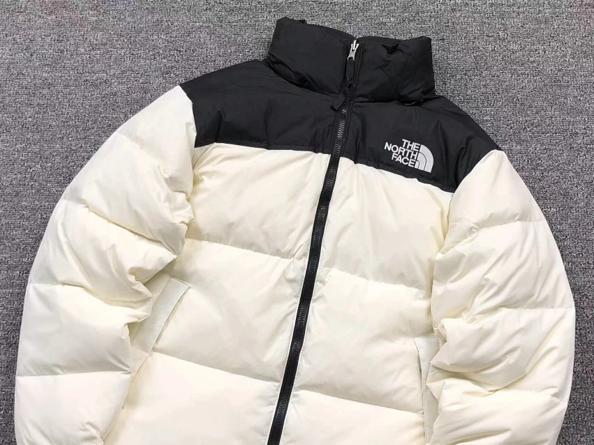 The North Face 1996 Nuptse 700 - Imagen 3