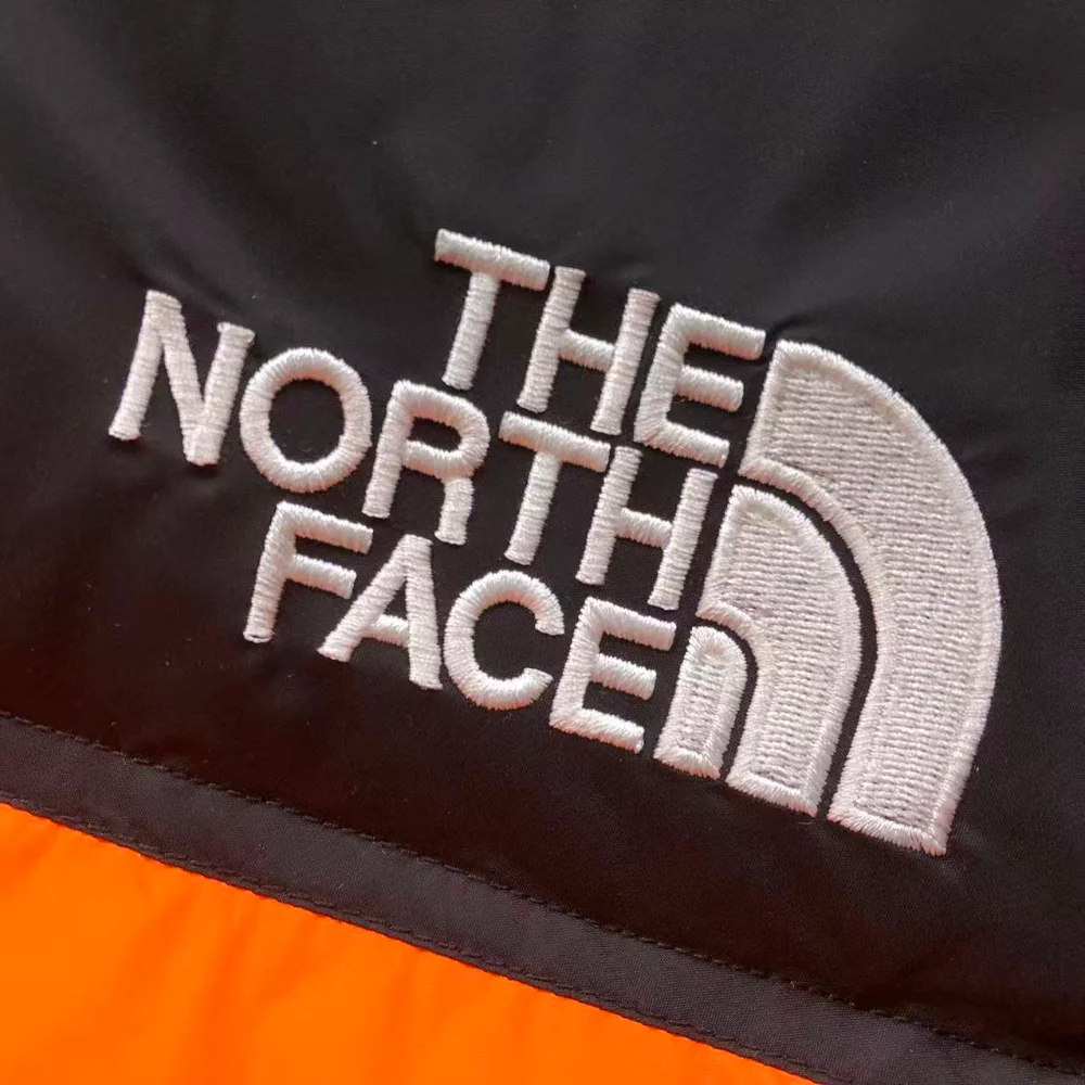 The North Face 1996 Nuptse 700 Sin Mangas - Imagen 4